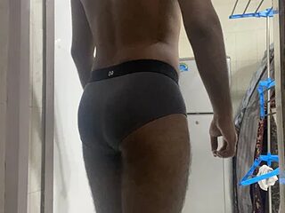 Dazzling_dude live webcam thumbnail