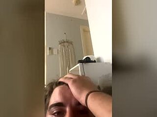 daelow_ live webcam thumbnail