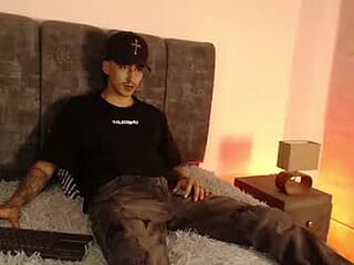 damian_acosta_ live webcam thumbnail
