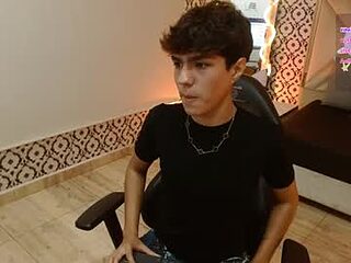 damian_tay live webcam thumbnail