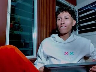 daniel_deluxx live webcam thumbnail