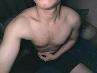 danielhuynh live webcam thumbnail