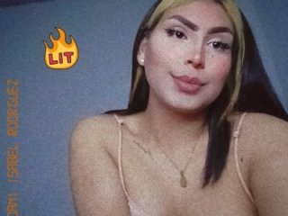 danni_dolll live webcam thumbnail