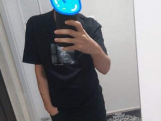 danny_2121 live webcam thumbnail