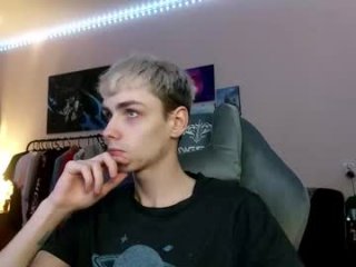 danny_fox888 live webcam thumbnail