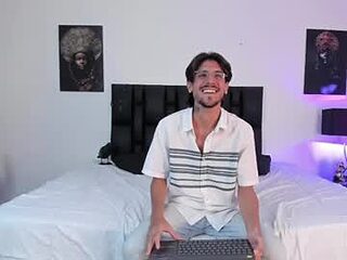 dannyperlaza live webcam thumbnail