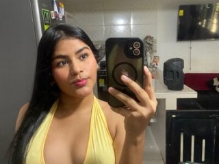 daringxxxhot live webcam thumbnail