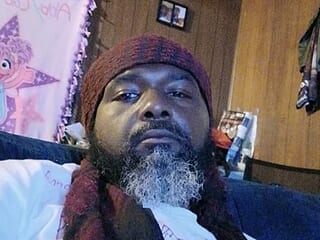 dark_chocolate_daddy87 live webcam thumbnail