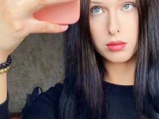 dark_k1tty live webcam thumbnail