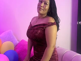 dashell_hotmama live webcam thumbnail