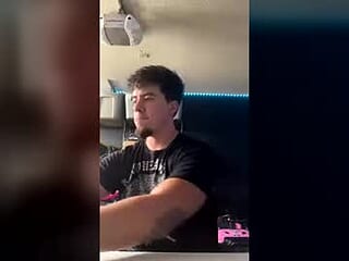 ddavid_012 live webcam thumbnail