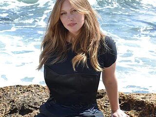 DeannaDorton live webcam thumbnail