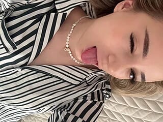 DelfinaSiderine live webcam thumbnail