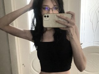 DeliaLoma live webcam thumbnail