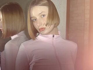 DeliciaBagnoli live webcam thumbnail