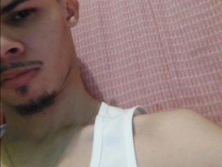 Delvin_Hot_ live webcam thumbnail