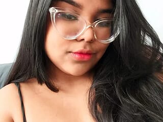 Delya_19 live webcam thumbnail