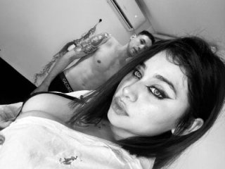 Demian-melany live webcam thumbnail