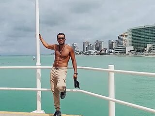 Demian_Mason live webcam thumbnail