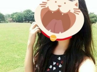 Desiwife7866 live webcam thumbnail