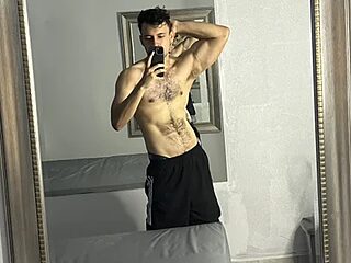 Desmond_Clark live webcam thumbnail