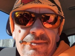 deepstroker42071 live webcam thumbnail
