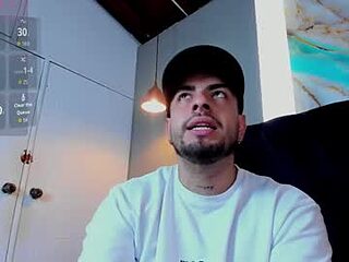 dereck_fiore live webcam thumbnail