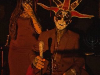 devilsexcouple live webcam thumbnail