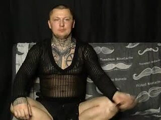 devilwithtats live webcam thumbnail