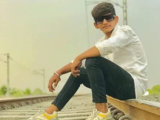 dhaval44323 live webcam thumbnail
