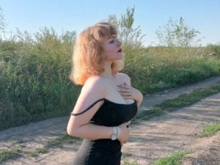 DianaJacobs live webcam thumbnail