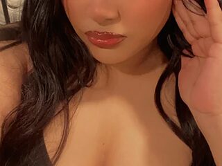 Divin3369 live webcam thumbnail