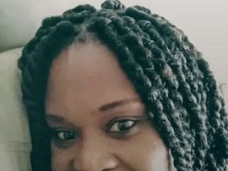 DivineEbonyGrace live webcam thumbnail