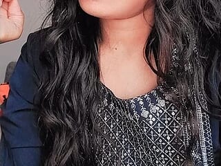 Divya_ranii live webcam thumbnail