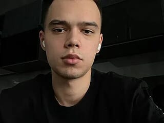 dick_apri0 live webcam thumbnail