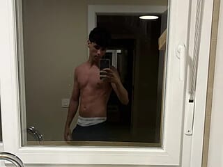 diegogymboy live webcam thumbnail