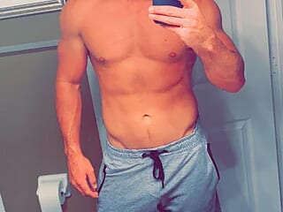 dilfwhore-69 live webcam thumbnail