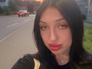 dirtyaydina live webcam thumbnail