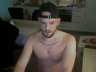 dirtylove25 live webcam thumbnail
