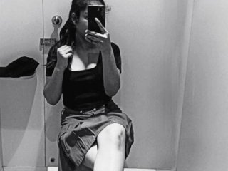 divya_794sexy live webcam thumbnail