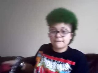 dizzinsweatyy live webcam thumbnail