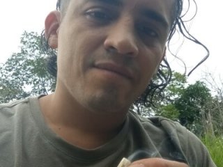 djcs1991 live webcam thumbnail