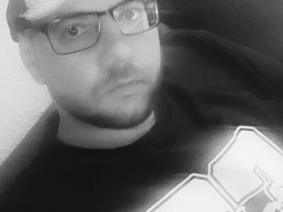 DMGY1992 live webcam thumbnail