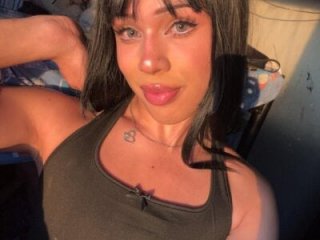 DollCamila live webcam thumbnail