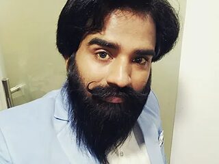 Dominating_Daddy live webcam thumbnail