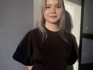 DonnetteShaban live webcam thumbnail