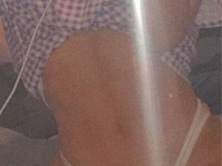 DouceAngela69 live webcam thumbnail