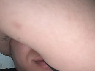 doarmon_228 live webcam thumbnail