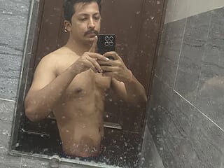 doggyvy live webcam thumbnail