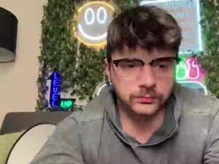 dohmerboyz live webcam thumbnail